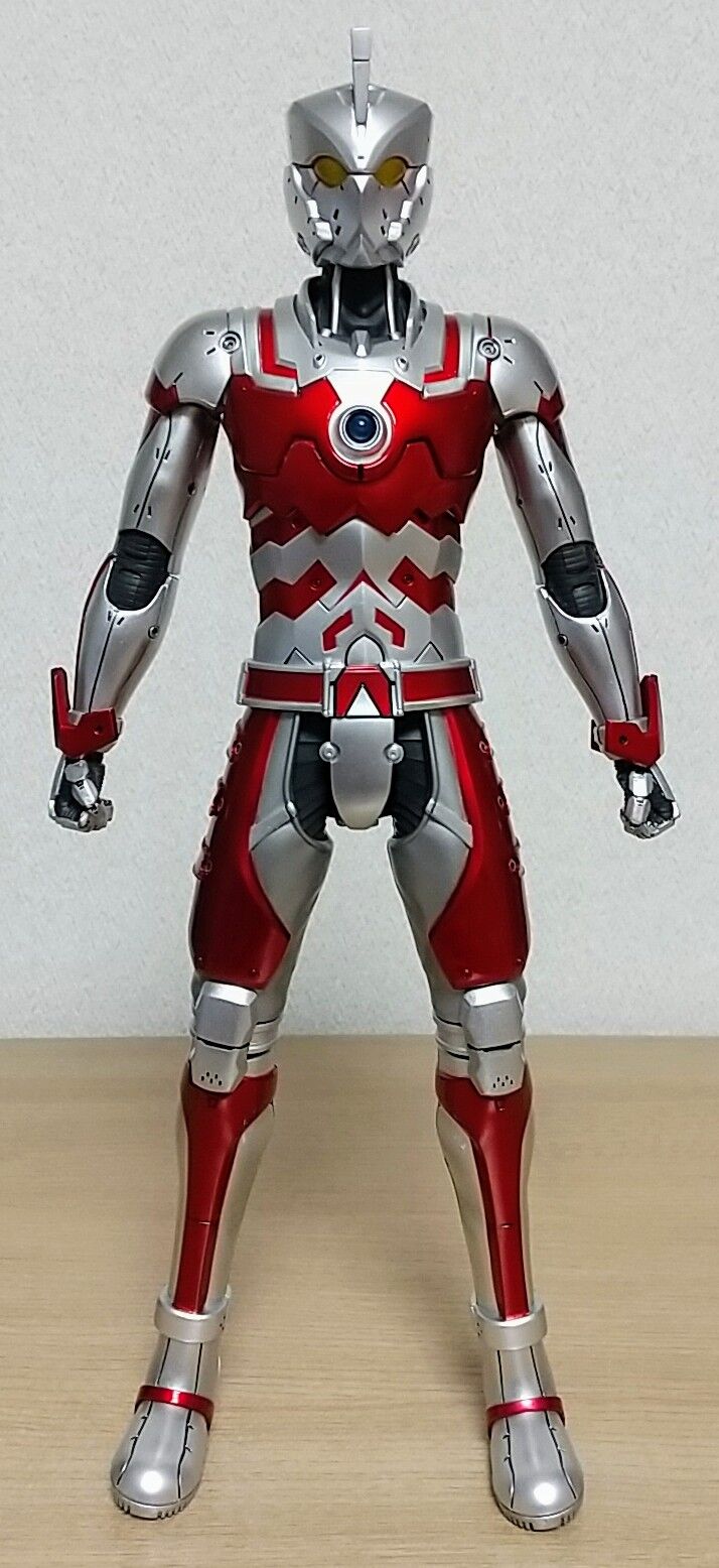 バーチカルギロチン！1/6スケール可動フィギュア】threezero ULTRAMAN
