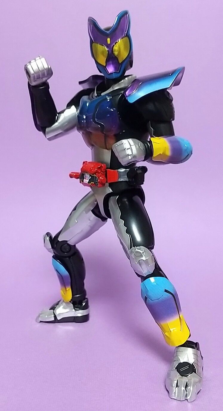 装動 仮面ライダー ガヴ GV 1.2.3.4 ガヴ セット バンダイ 装動 仮面ライダー ガヴ GV 1.2.3.4 ガヴ セット バンダイ 楽天市場