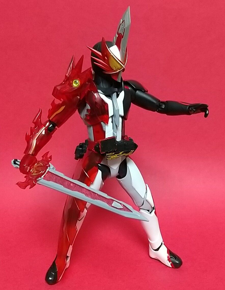 右半身などがクリアレッド仕様に♪】一番くじ S.H.Figuarts 仮面