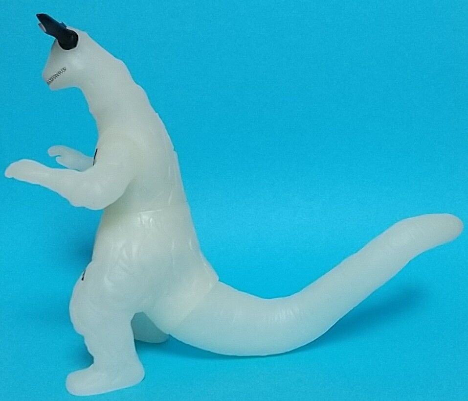 ウルサマの会場などで発売中！】ウルトラ怪獣シリーズ エレキング 蓄光