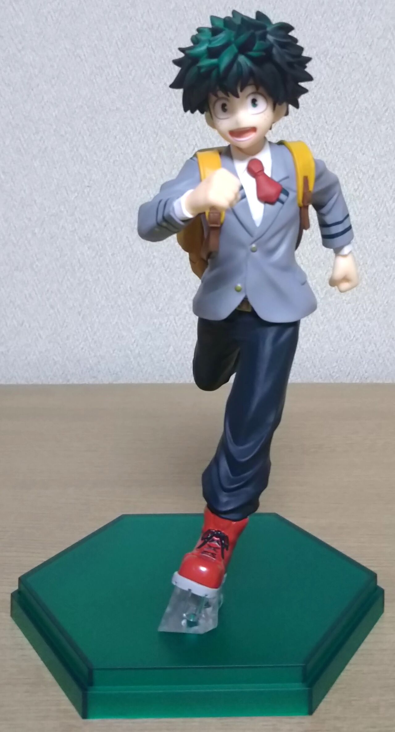 制服姿の出久のフィギュア】POP UP PARADE 緑谷出久 : Chaos☆Hobby☆Blog