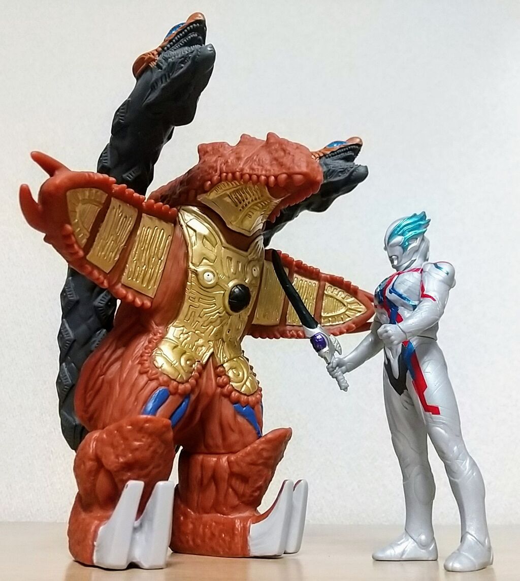 ブレーザー、ブルートゲバルガのセット】ウルトラソフビシリーズ 