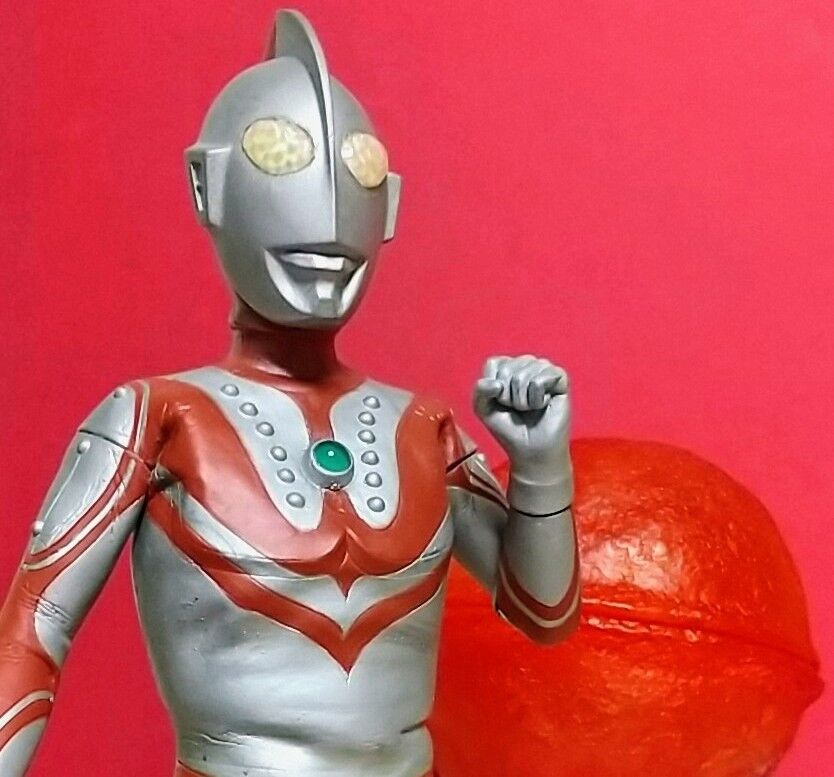 エクスプラス大怪獣シリーズ 宇宙警備隊長ゾフィー (赤い玉と エクスプラス大怪獣シリーズ 宇宙警備隊長ゾフィー (赤い玉と