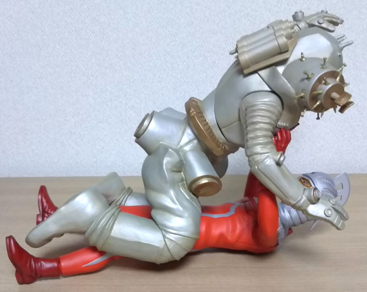 ウルトラセブンの劇中シーンを再現！】CCP 1/6特撮シリーズ VOL.DX 