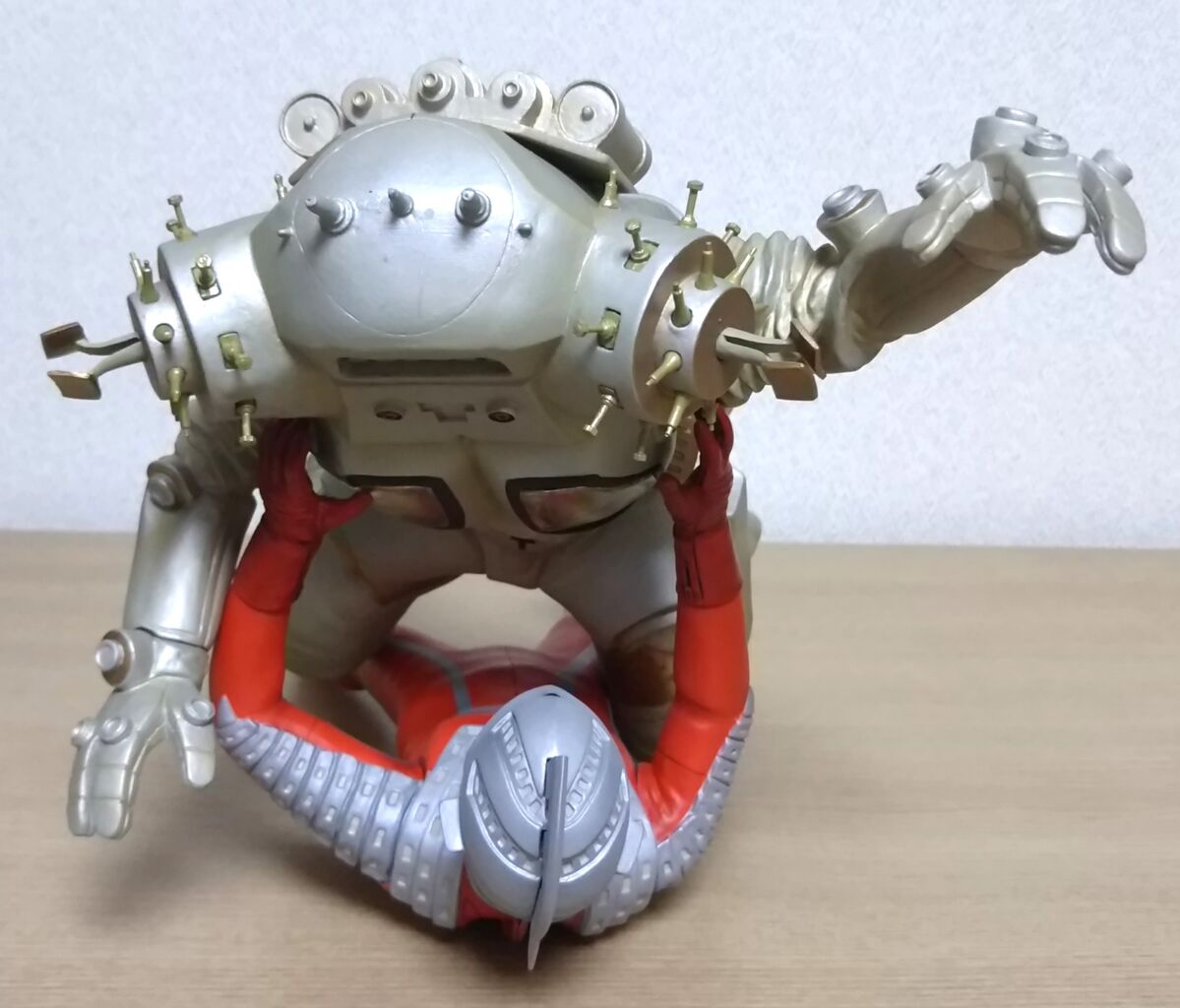 ウルトラセブンの劇中シーンを再現！】CCP 1/6特撮シリーズ VOL.DX