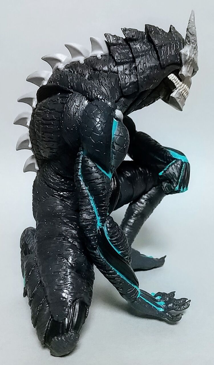 素顔がチラリ♪】ぬーどるストッパーフィギュア -怪獣8号
