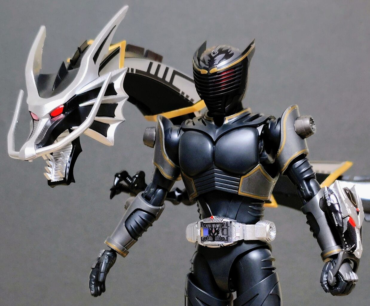 劇場版 仮面ライダー龍騎 EPISODE FINAL】Figure-rise Standard 仮面