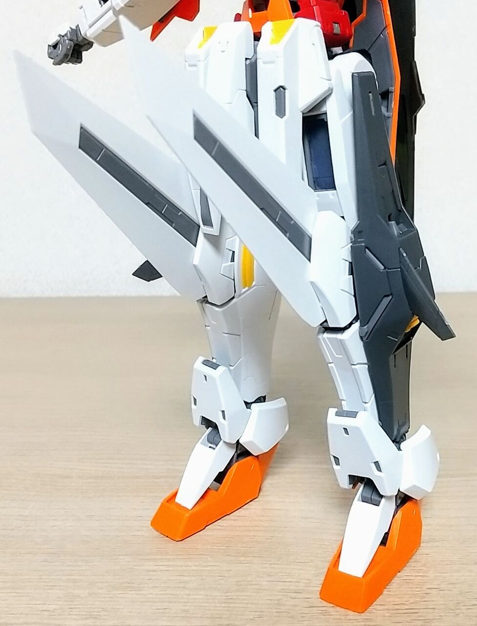 アレルヤ搭乗機×3機セット アレルヤ搭乗機×3機セット 1/100 アリオスガンダム（1/2） : E