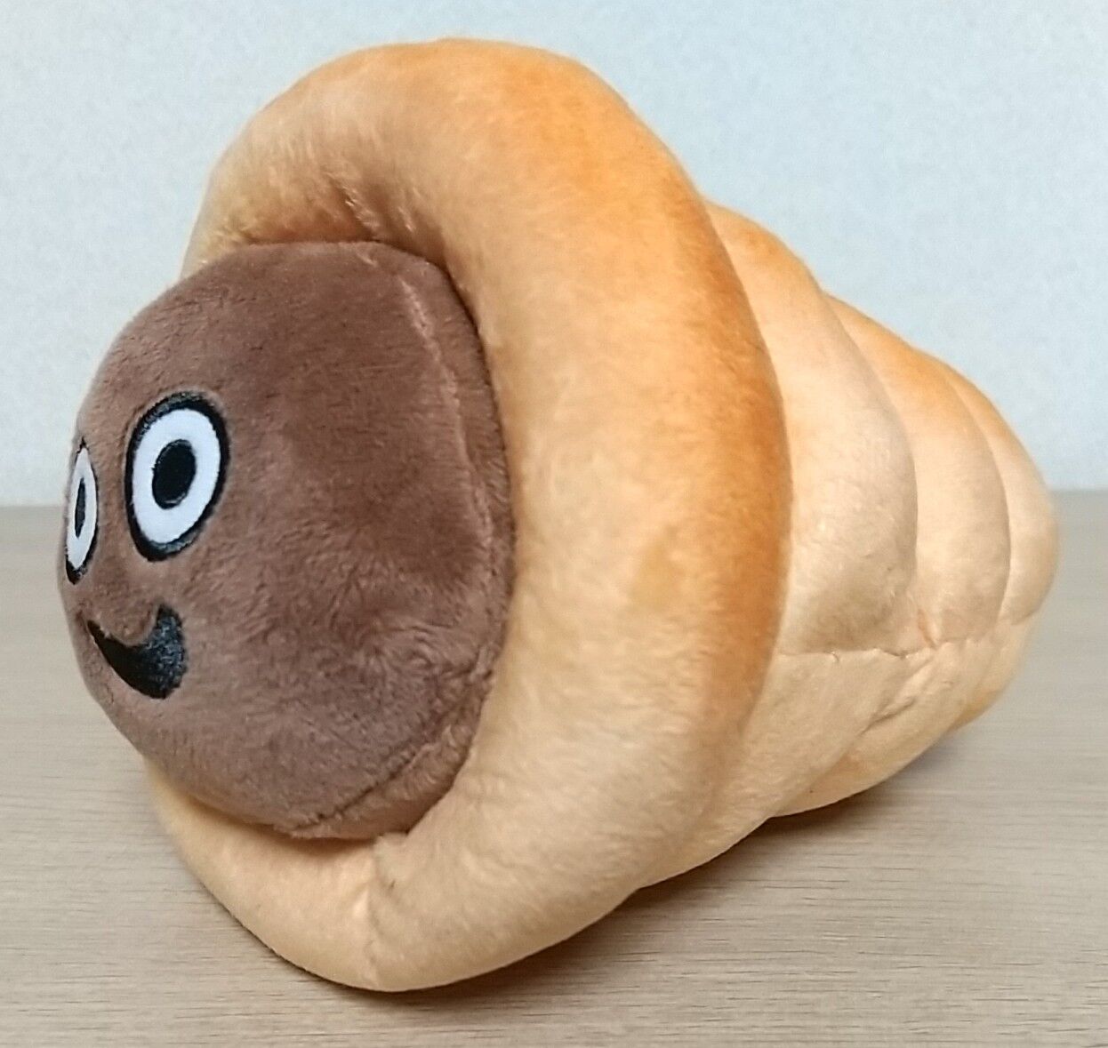 イベントで先行発売中】スマイルスライム ぬいぐるみM スライムコロネ