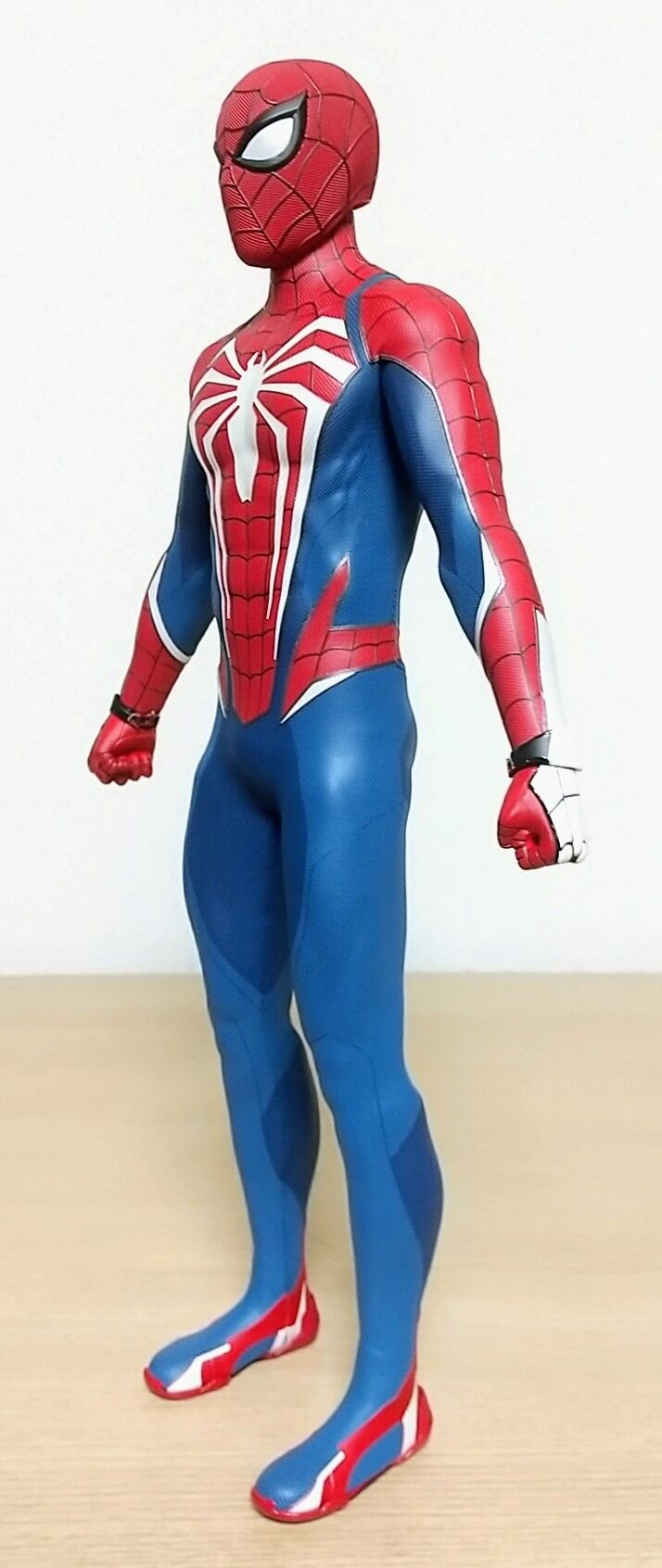 ホットトイズ スパイダーマン アドバンスドスーツ2.0 ホットトイズ 1/6