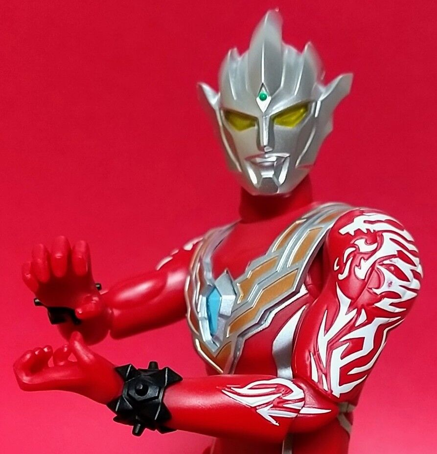 アーリースタイルも再現可能】S.H.Figuarts ウルトラマンレ