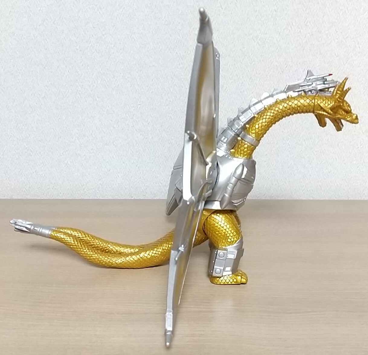 ゴジラvsキングギドラ より ムービーモンスターシリーズ メカキングギドラ Chaos Hobby Blog