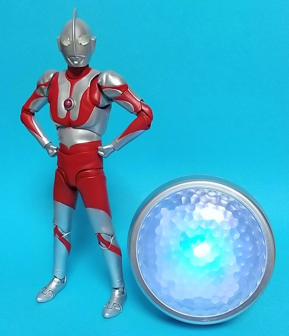 DGウルトラマン ウルトラマン(カラータイマー赤ver.)＆レッド