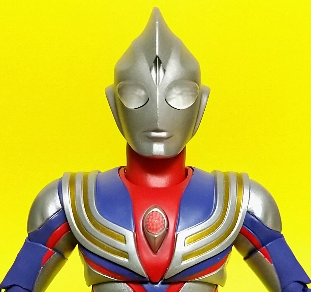 初回特典はブックレット付き】S.H.Figuarts(真骨彫製法) ウルトラマン