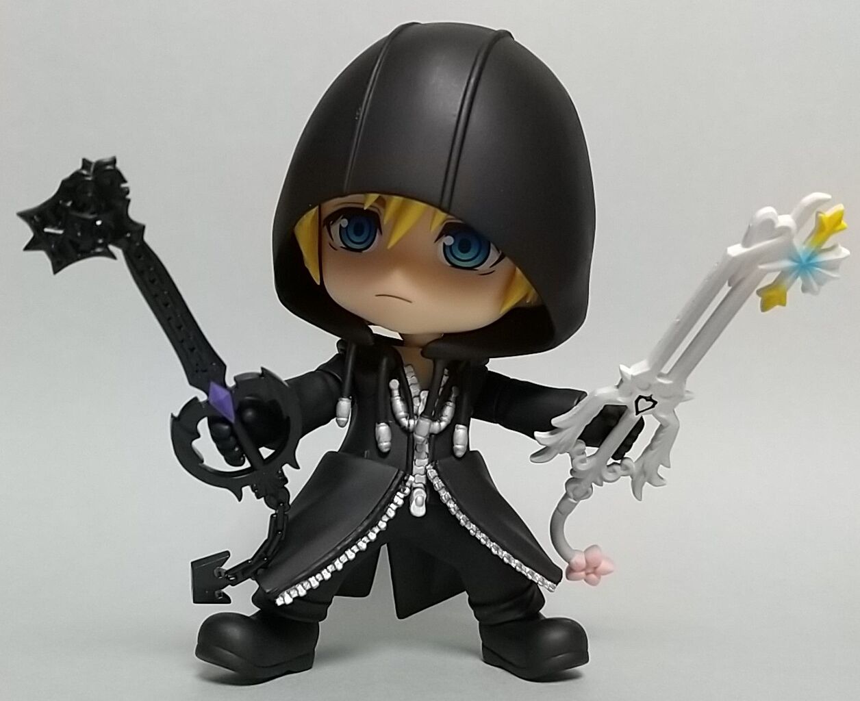 オンラインショップ限定！キーブレード2刀流のロクサス