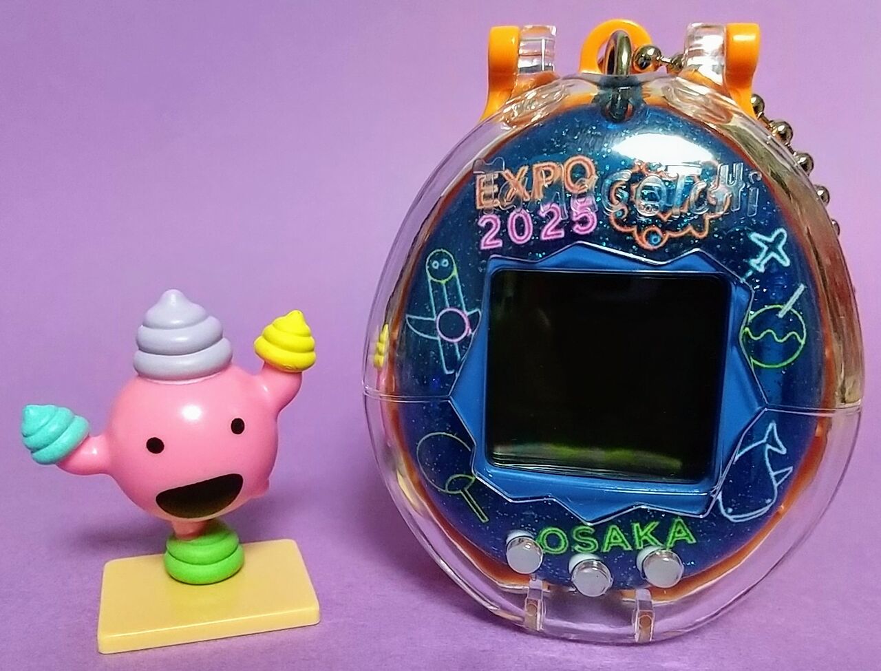 付属のケースはオリジナルたまごっちを収納可能】バンダイ Tamagotchi