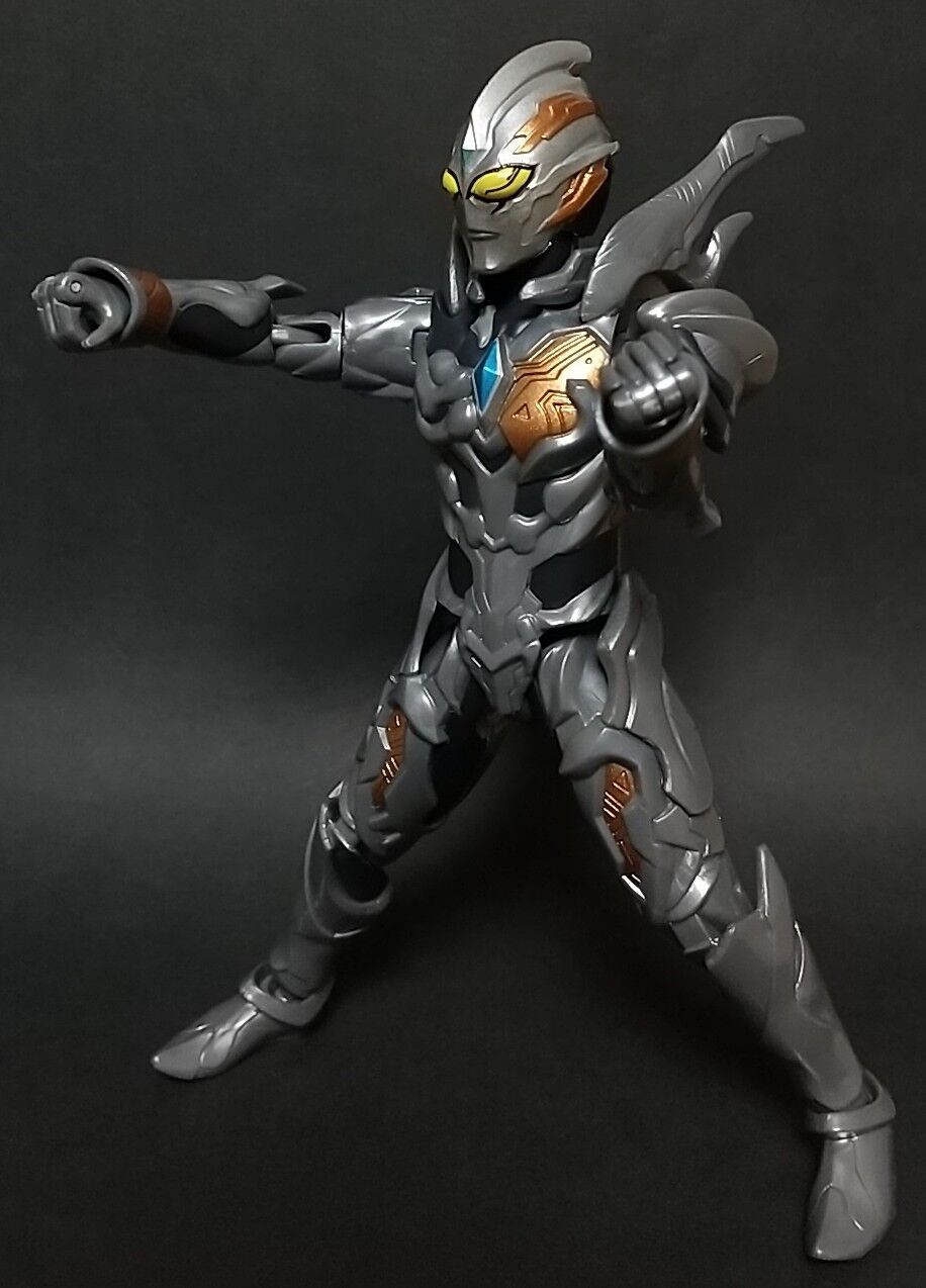 全身18ヵ所が可動】ウルトラアクションフィギュア トリガー