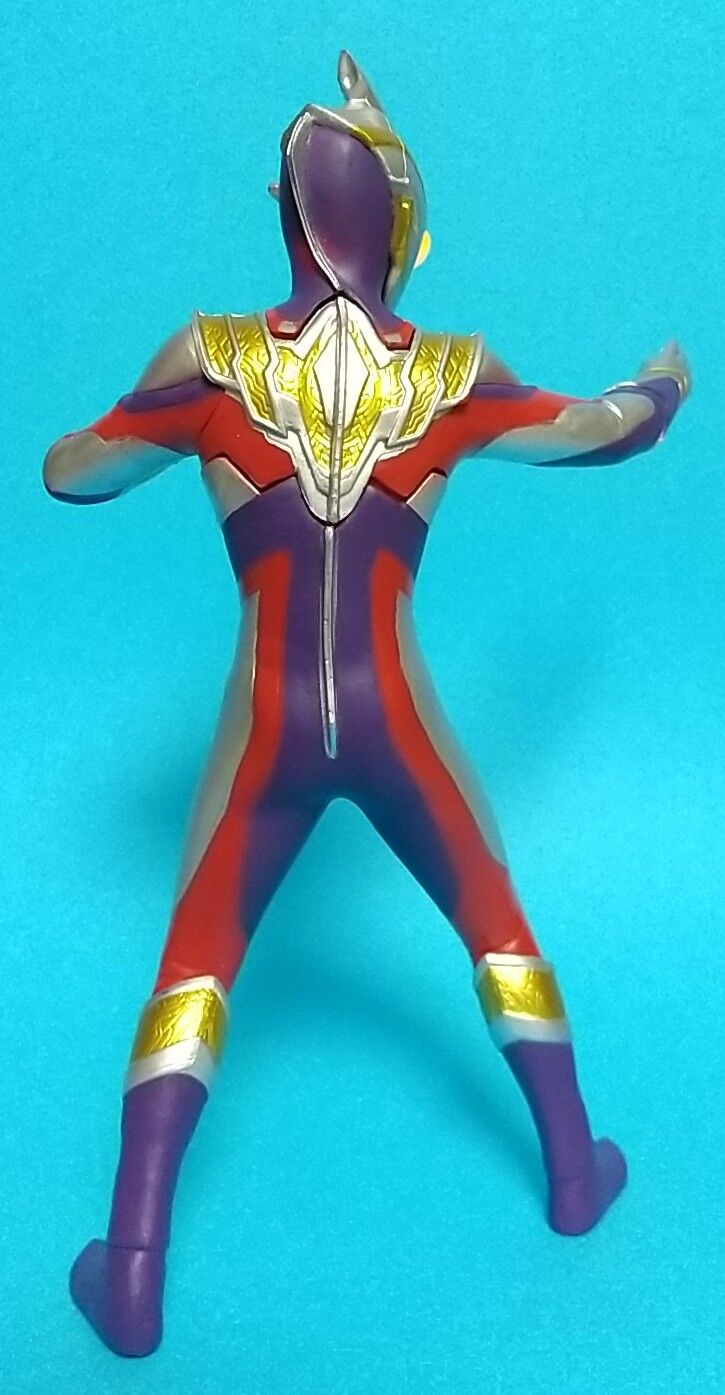 7弾はトリガー マルチタイプとビクトリーのセット