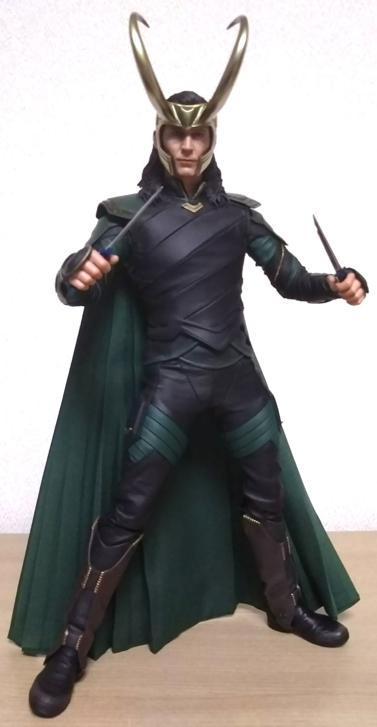 四次元キューブなども付属】ムービーマスターピース ロキ(ソー