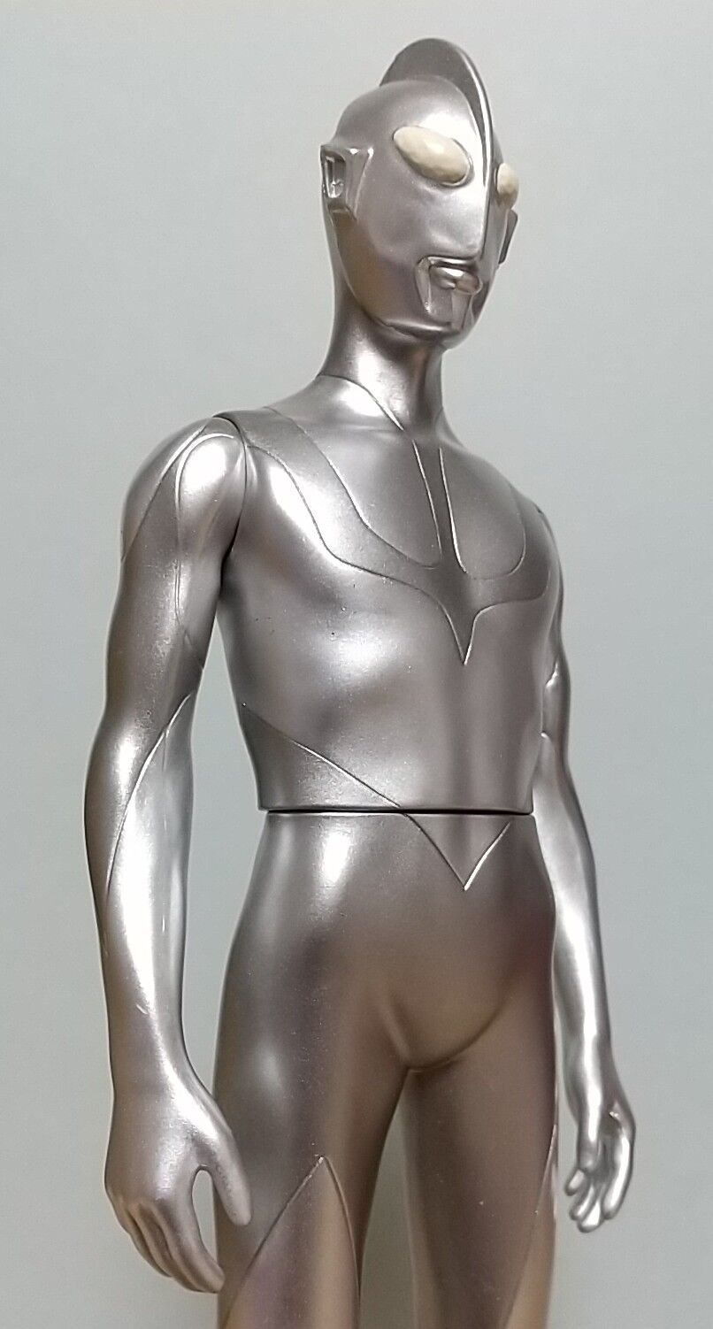 【61600円】メガムービーモンスターシリーズ　ゾーフィ　ウルトラマン降着時 61600円】メガムービーモンスターシリーズ ゾーフィ ウルトラマン降着