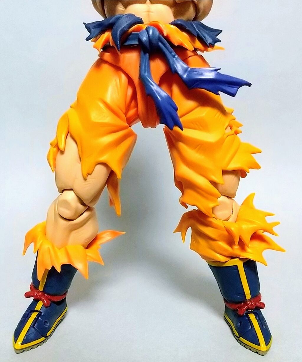 魂WEB商店限定！】S.H.Figuarts スーパーサイヤ人孫悟空 -伝説の