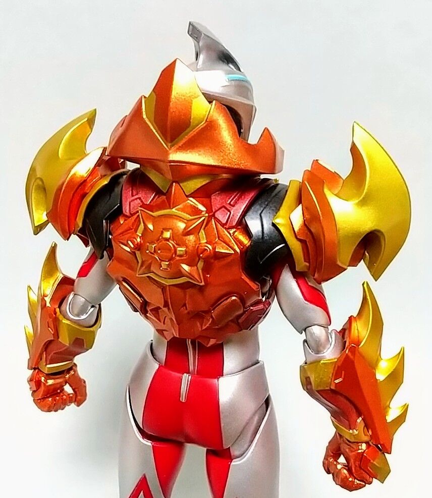 SHFiguarts ウルトラマンアーク ソリスアーマー レッドキングセット Amazon.co.jp: TAMASHII NATIONS S.H.フィギュアーツ