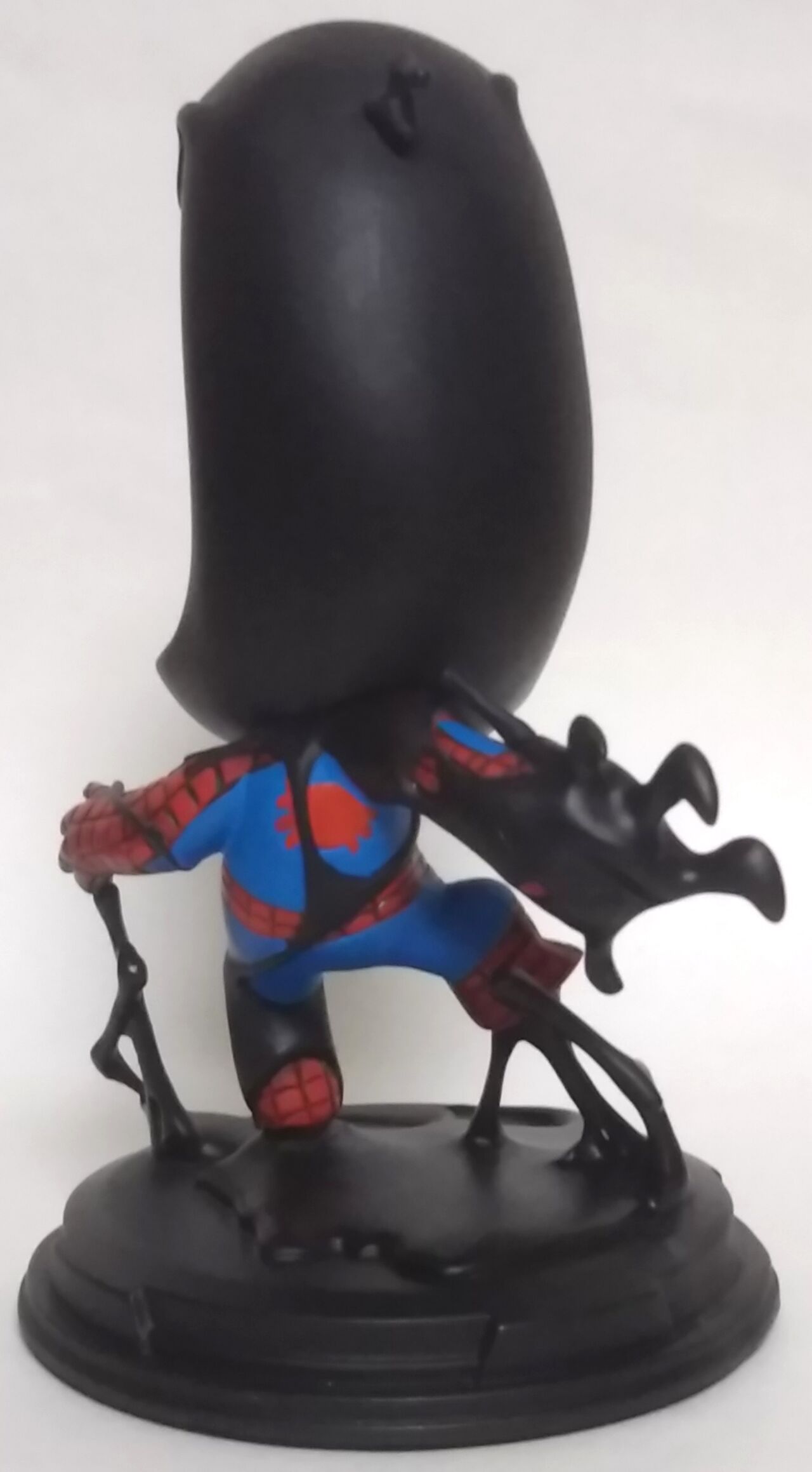 スパイダーマンvsヴェノム　スタチュー　ジェントルジャイアント　スコッティヤング スパイダーマンvsヴェノム スタチュー ジェントルジャイアント