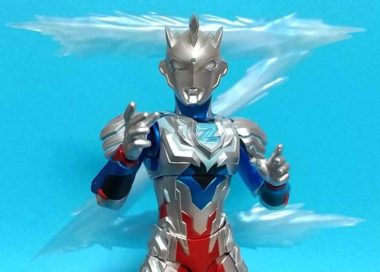 メタリックカラー&エフェクトパーツ付き】S.H.Figuarts ウルトラマン 