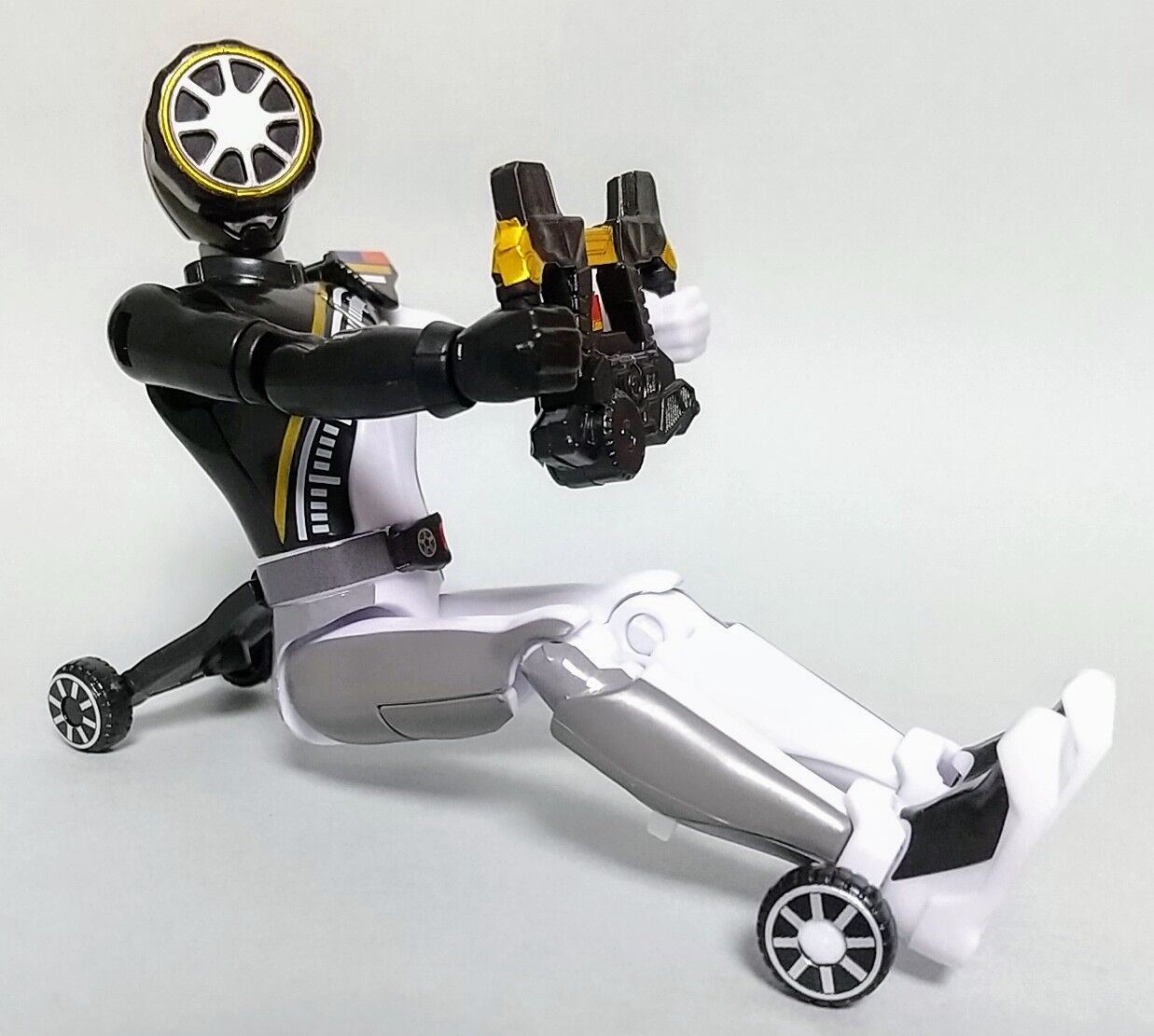 ブンブンカーに乗るシーンを再現可能】爆上戦隊ブンブンジャー 勇動