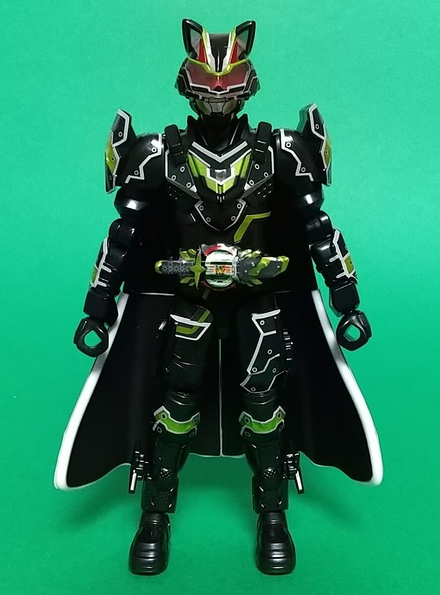 装動 仮面ライダーガッチャード→1←＆装動 仮面ライダーギーツ