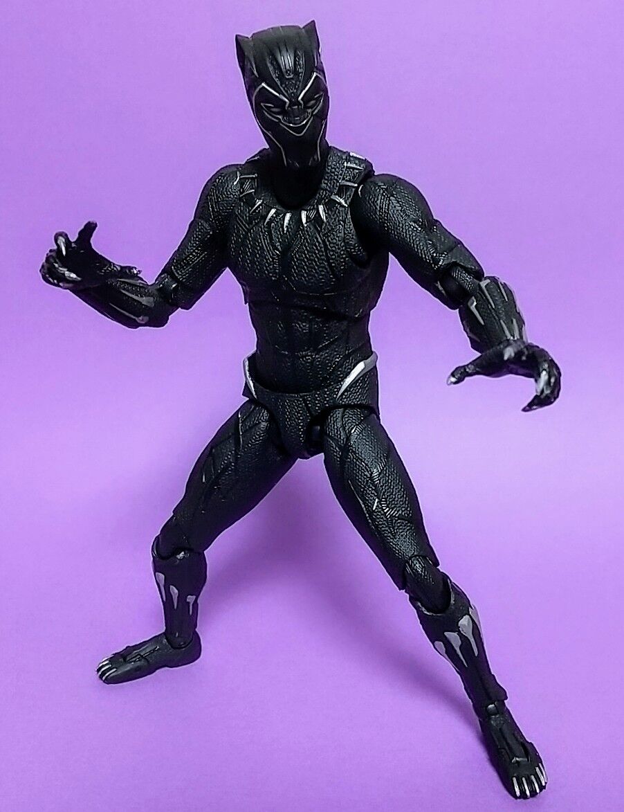 玉座付きでブラックパンサーが再登場!】MAFEX BLACK PANTHER 玉座付きでブラックパンサーが再登場!】MAFEX BLACK PANTHER