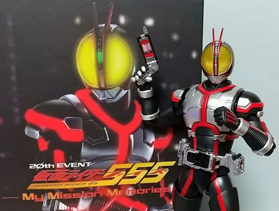 S.H.Figuarts(真骨彫製法) 仮面ライダーファイズ、仮面ライダー555 ...