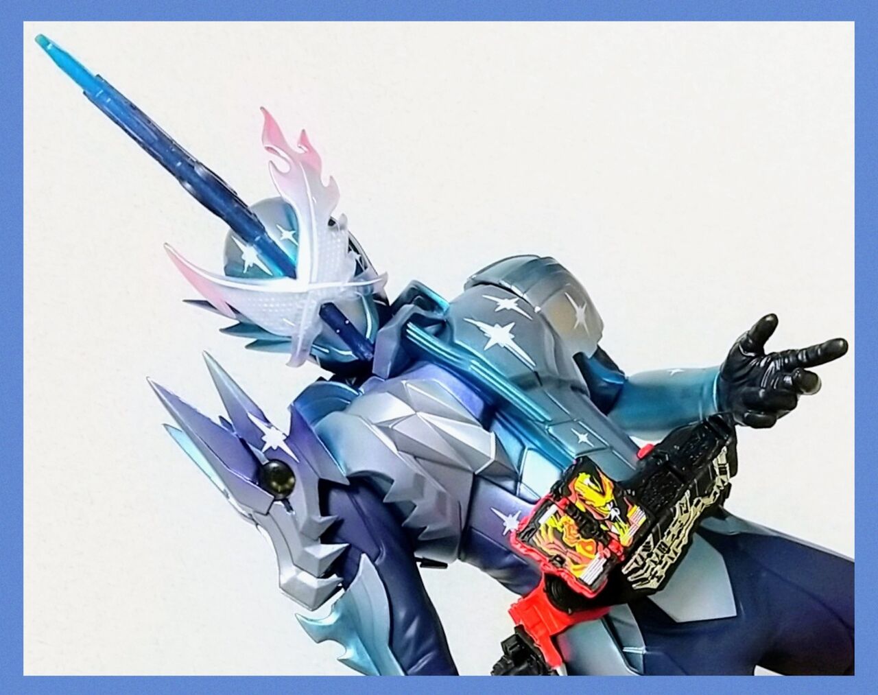 仮面ライダーセイバー一番くじ ゼロワン 厚く セイバー ラストワン