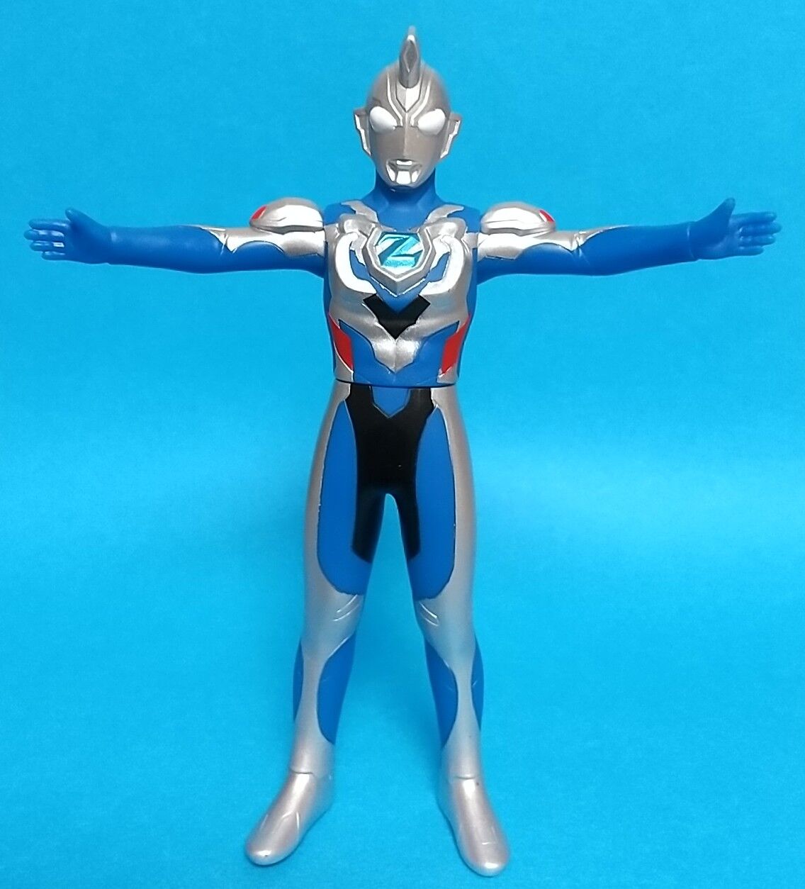 ウルトラマン　ソフビ他　最強9点セット Amazon.co.jp: ウルトラ怪獣 ソフビ 9体セット/タイラント