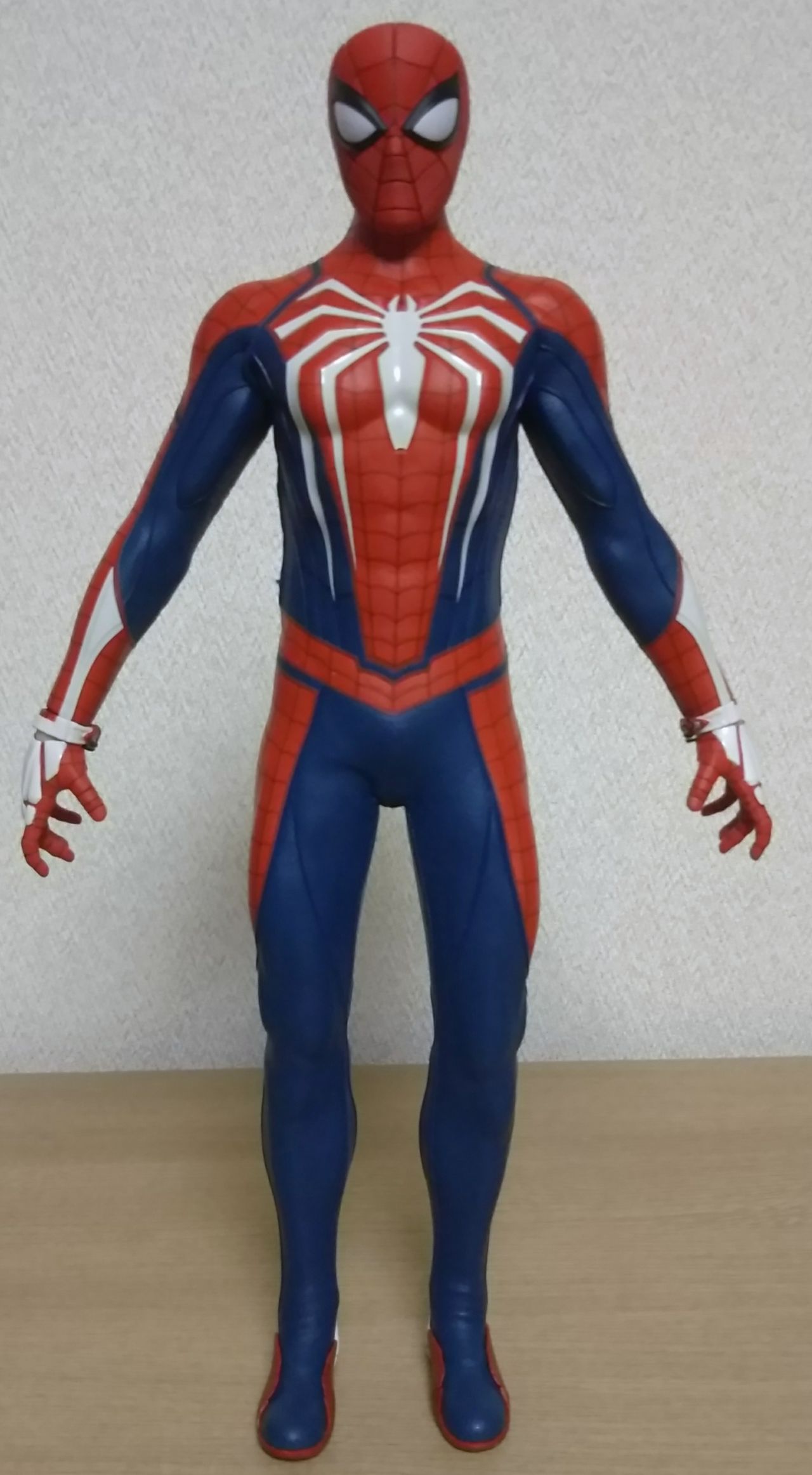 スマホなど付属品が多め ビデオゲーム マスターピース Marvel S Spider Man スパイダーマン アドバンスド スーツ版 Chaos Hobby Blog