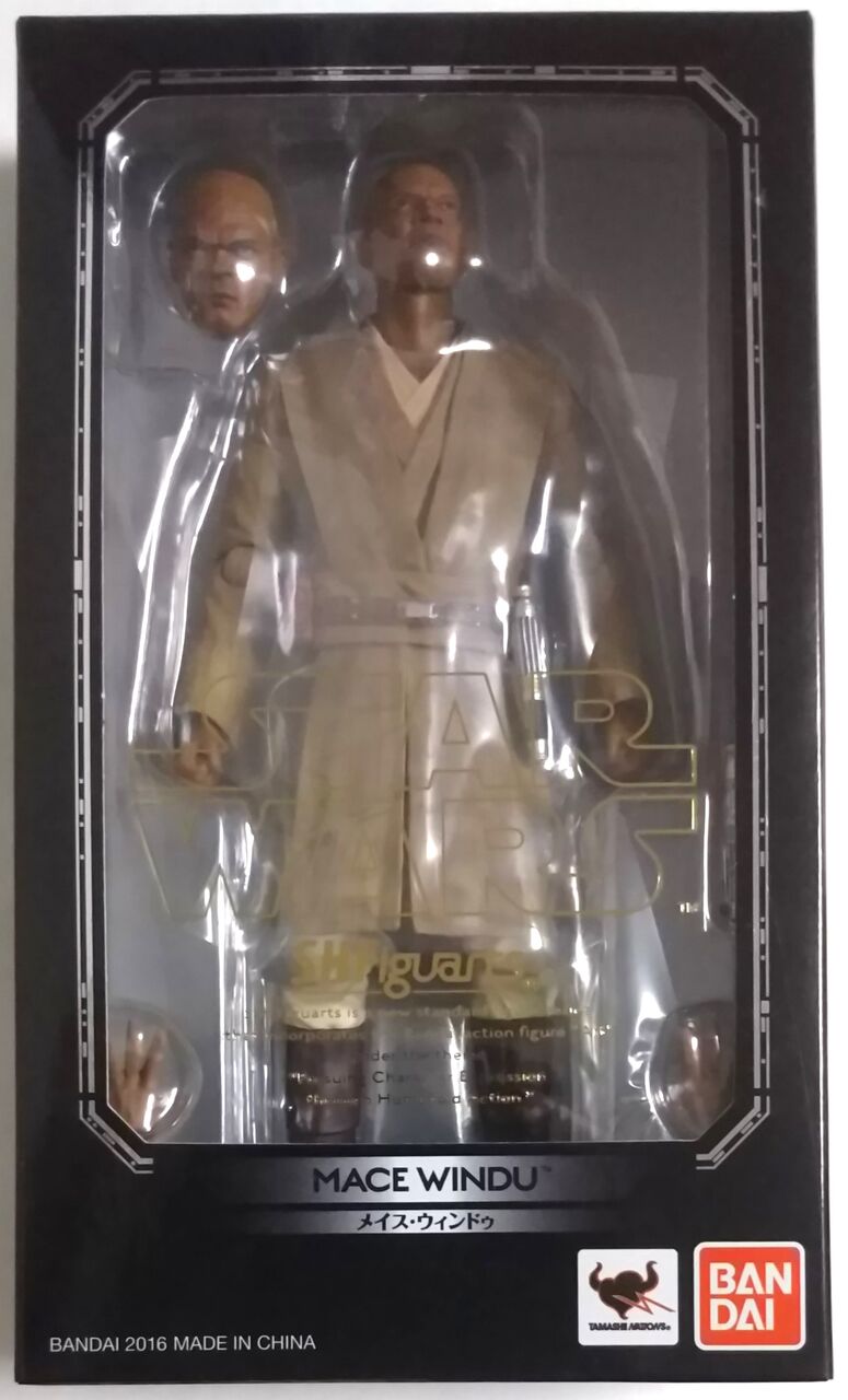 スター・ウォーズの紫色のライトセイバーを持つジェダイマスター