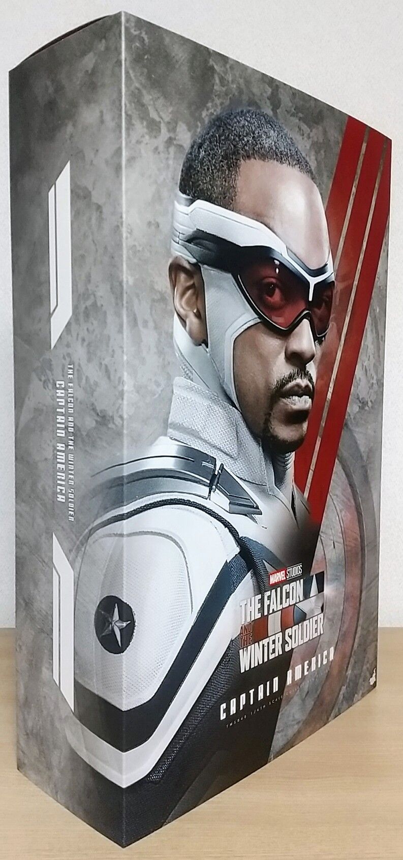 サム版キャプテン！レッド・ウィングも付属】HOTTOYS テレビ