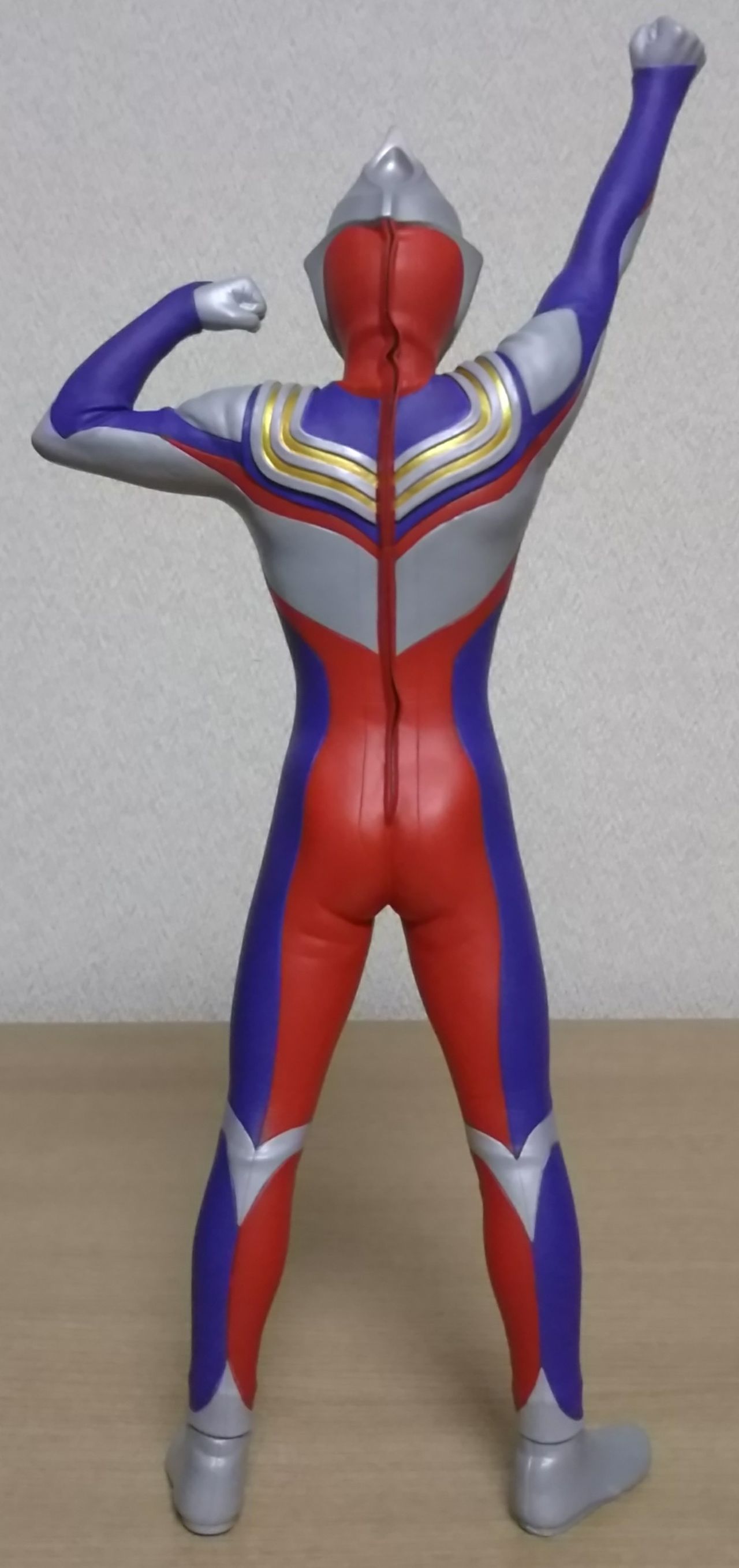 大怪獣シリーズ ULTRA NEW GENERATION ウルトラマンティガ(マルチ