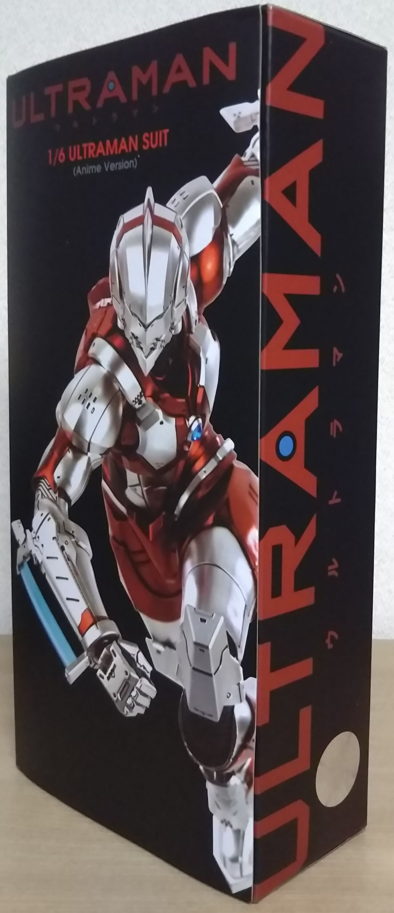 発光ギミックのある1/6スケール可動フィギュア☆】threezero