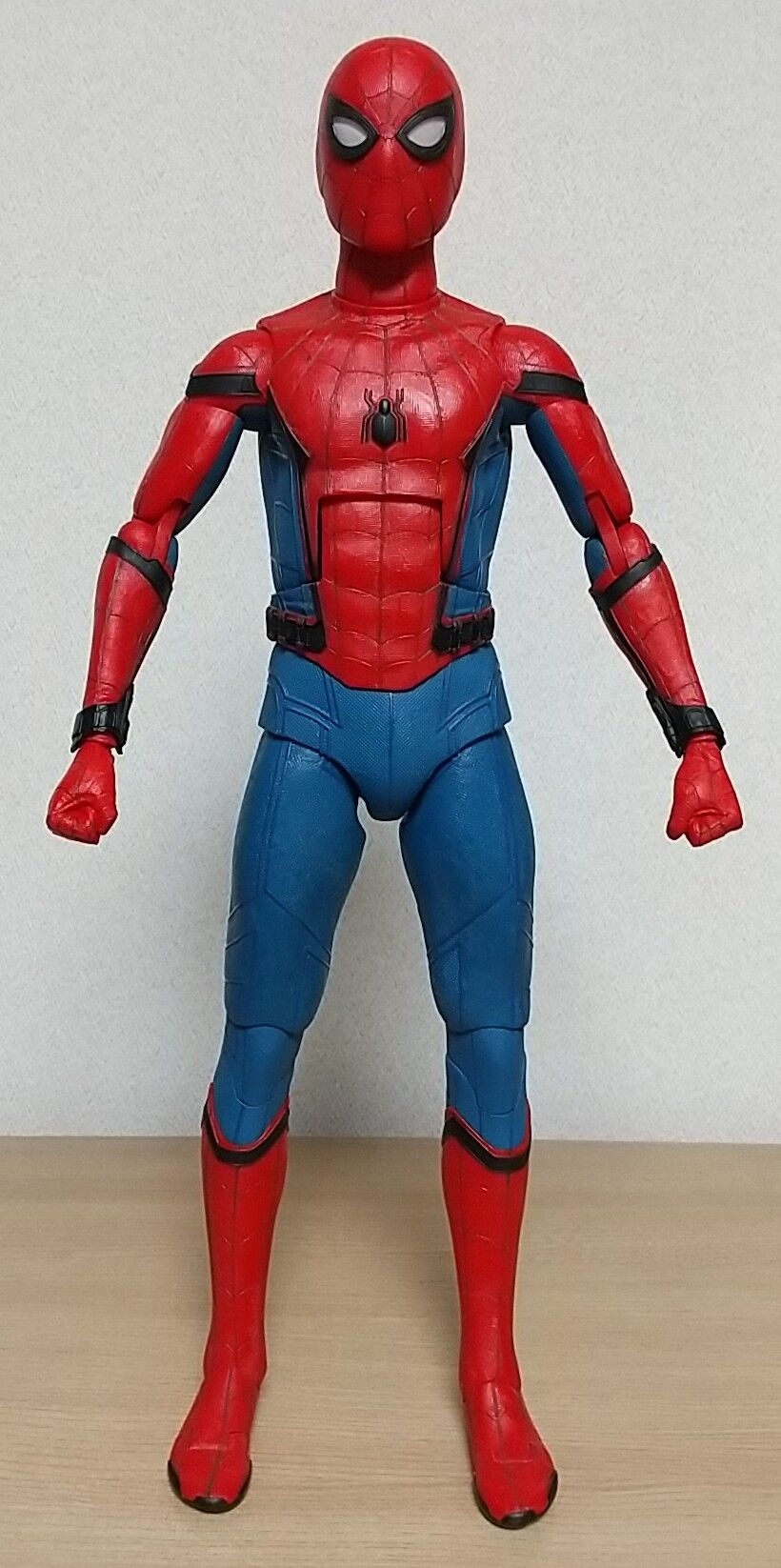 新品未開封 ホームカミング スパイダーマン フィギュア HEAD KNOCKER 楽天市場】スパイダーマン フィギュア 人形 ネカ NECA Marvel