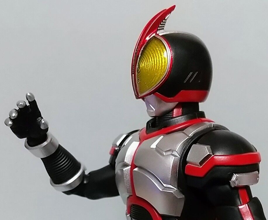 仮面ライダーファイズ フィギュアーツ 限定スリーブ付き