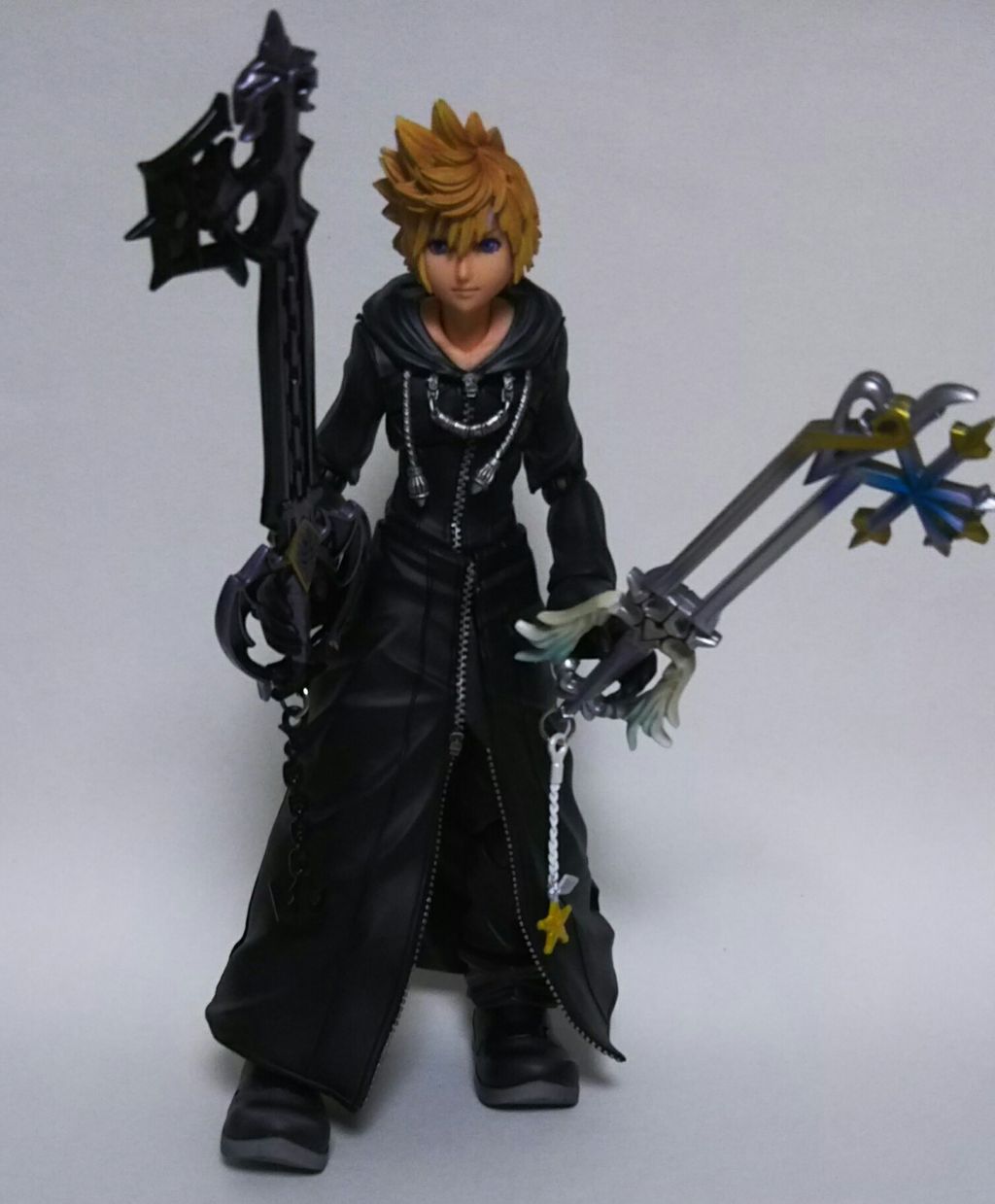 Playarts改 Kingdom Hearts ロクサス 機関ver Chaos Hobby Blog