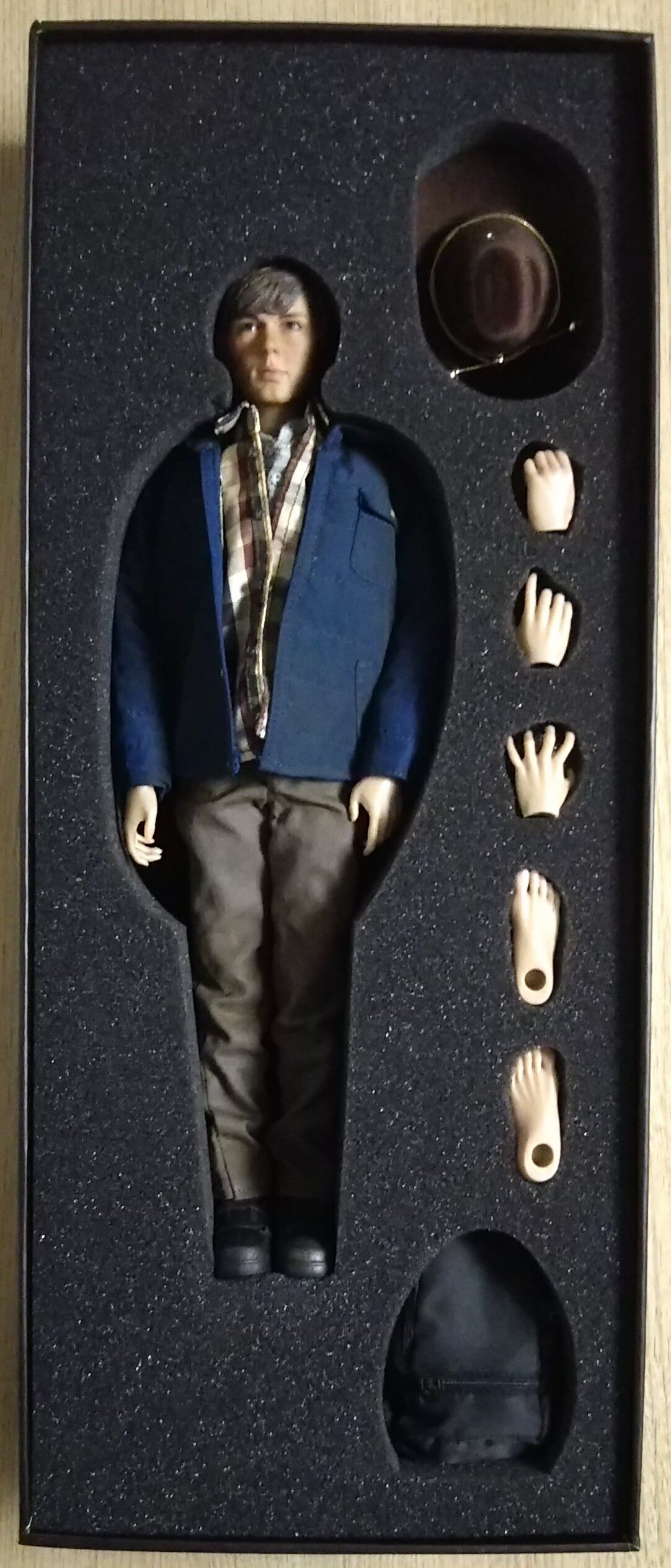 装備が豊富！ウォーキングデッドのカールの可動フィギュア】CGL TOYS