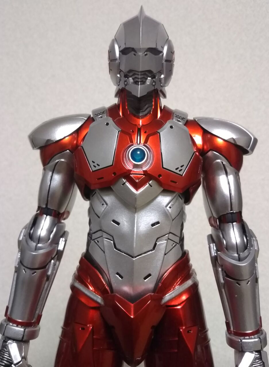 発光ギミックのある1/6スケール可動フィギュア☆】threezero