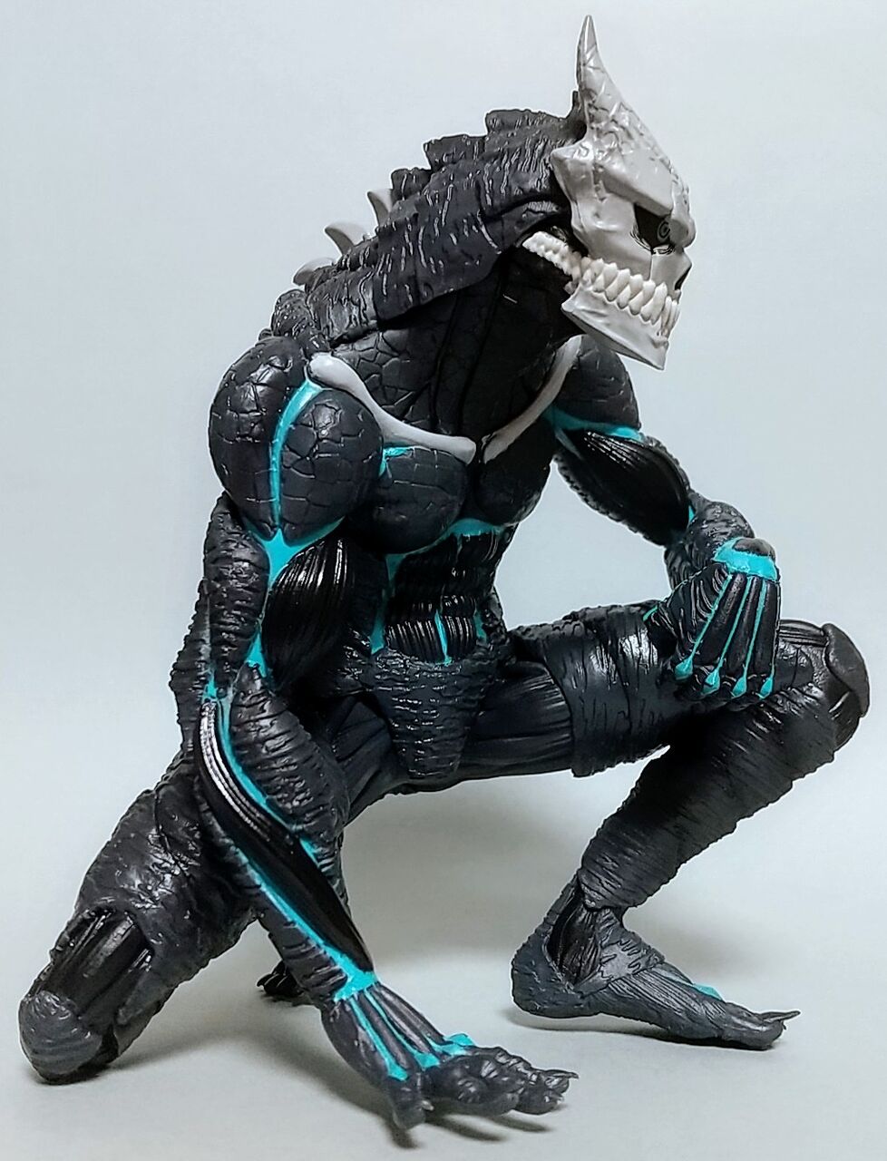 素顔がチラリ♪】ぬーどるストッパーフィギュア -怪獣8号
