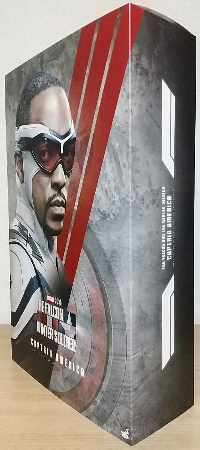 サム版キャプテン！レッド・ウィングも付属】HOTTOYS テレビ