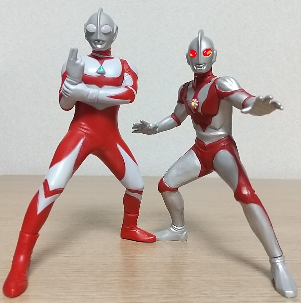 ★アルティメットルミナスプレミアム ウルトラマン 参(グレート&パワード)★ 差し替えパーツ付きのグレートとパワードの2体セット
