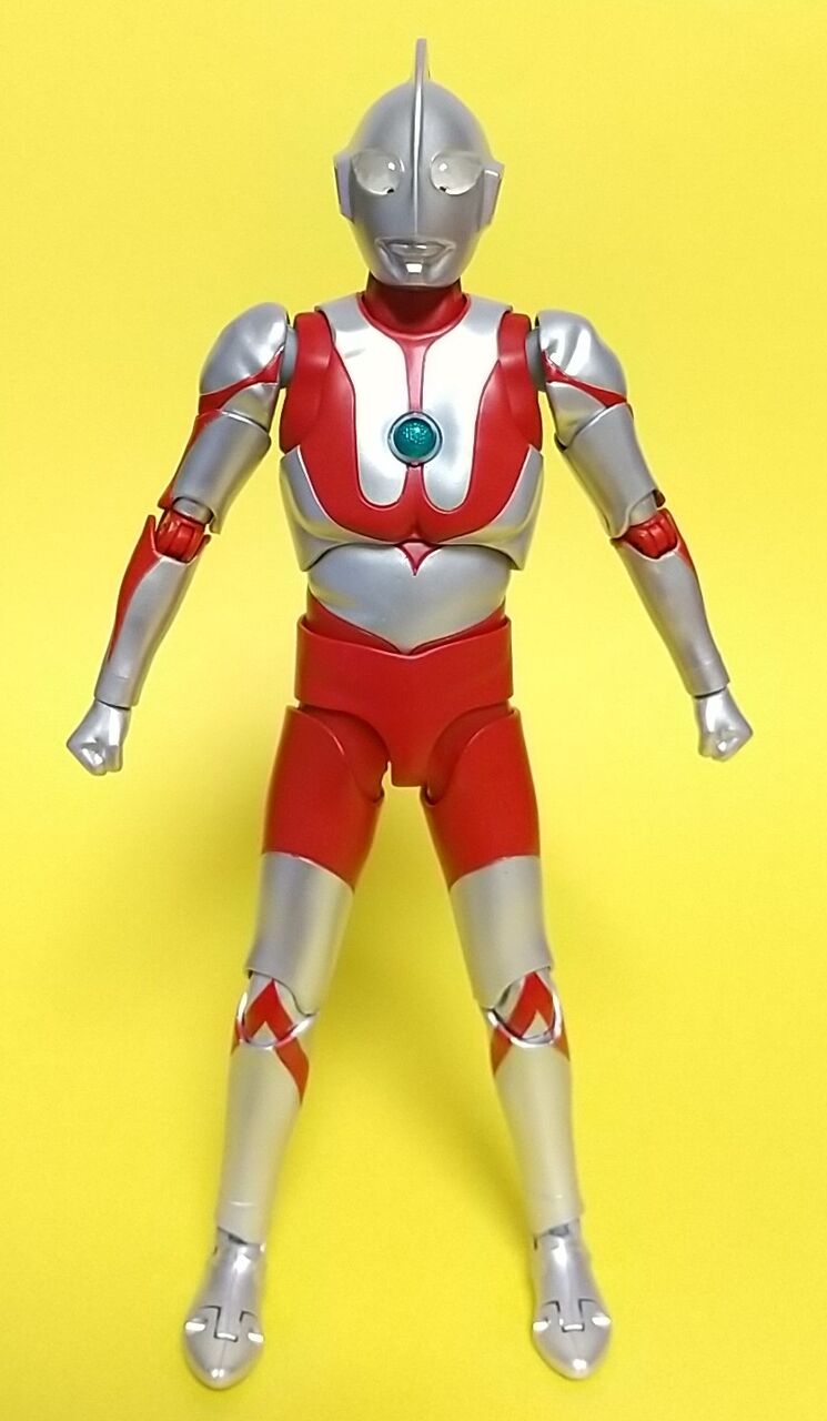 軟質素材が使われているCタイプの初代！】S.H.Figuarts(真骨彫
