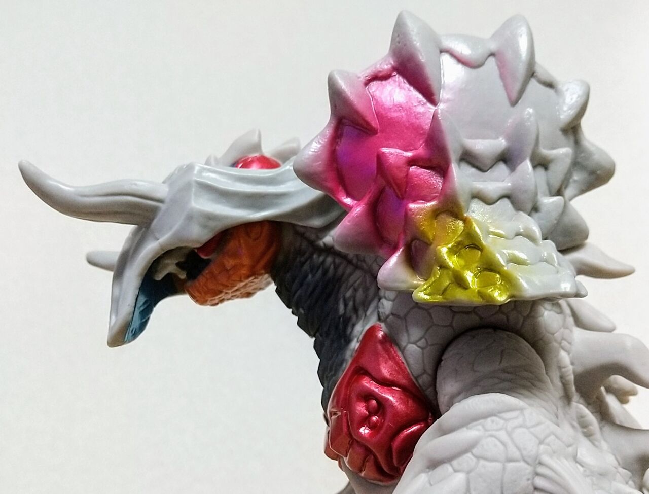 ウルトラマンブレーザー】ウルトラ怪獣アドバンス ニジカガチ