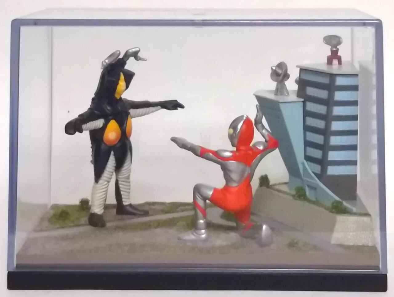 バンダイ 特撮ギャラリー04 ウルトラマン対ゼットン : Chaos